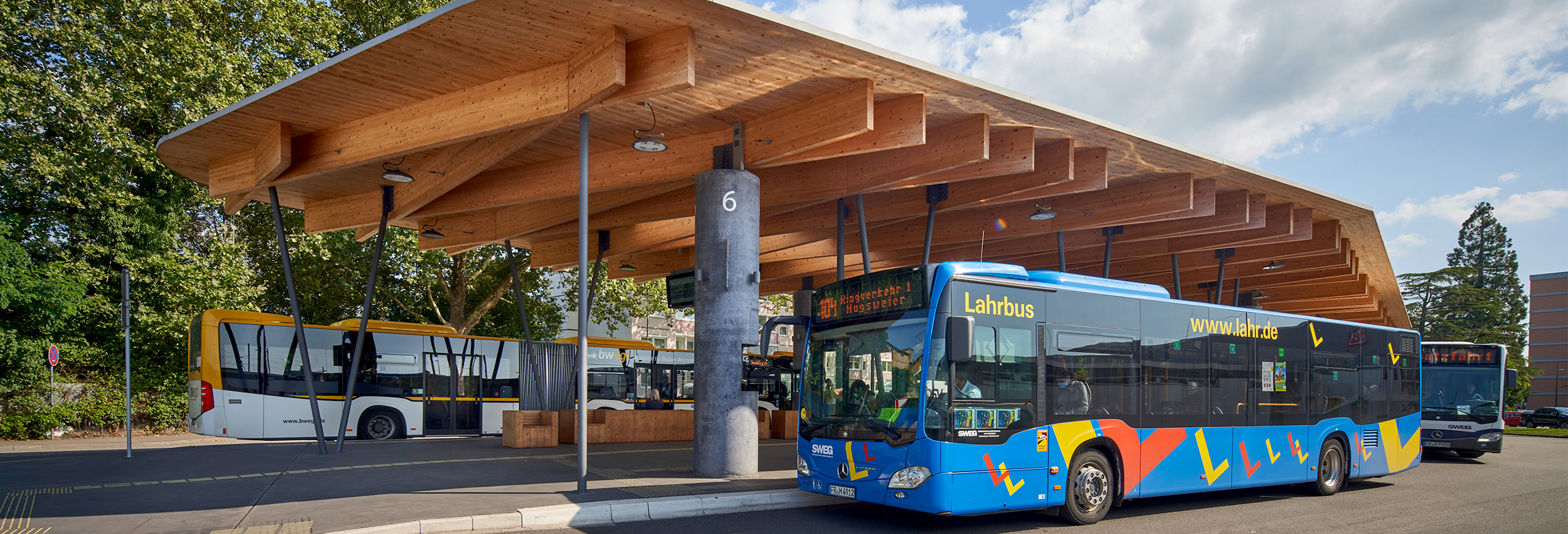 Lahrbus am ZOB Bahnhof Lahr / Foto: Michael Bode